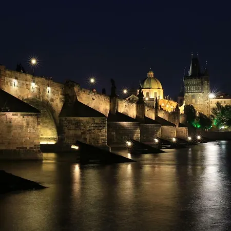 Apartment Charles Bridge