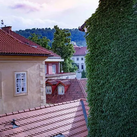 Apartman Charles Bridge